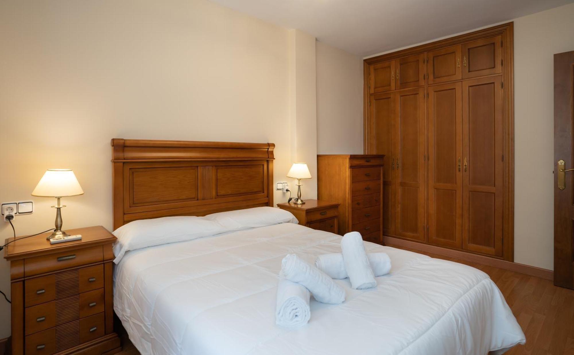 Appartement Cuarteles By Dossan à Málaga Extérieur photo