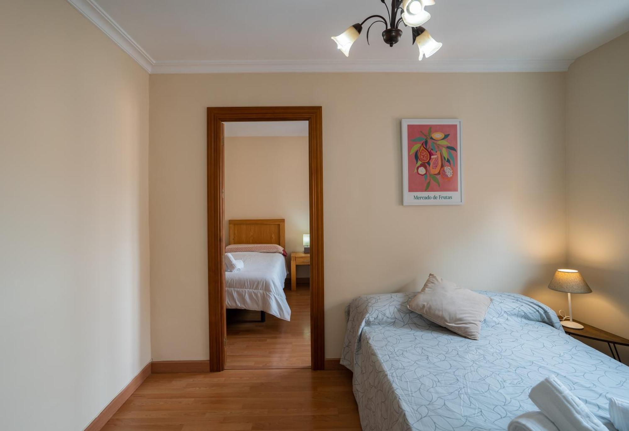 Appartement Cuarteles By Dossan à Málaga Extérieur photo